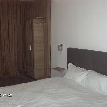 Hotel Vitan273 Bucureşti Eksteriør bilde