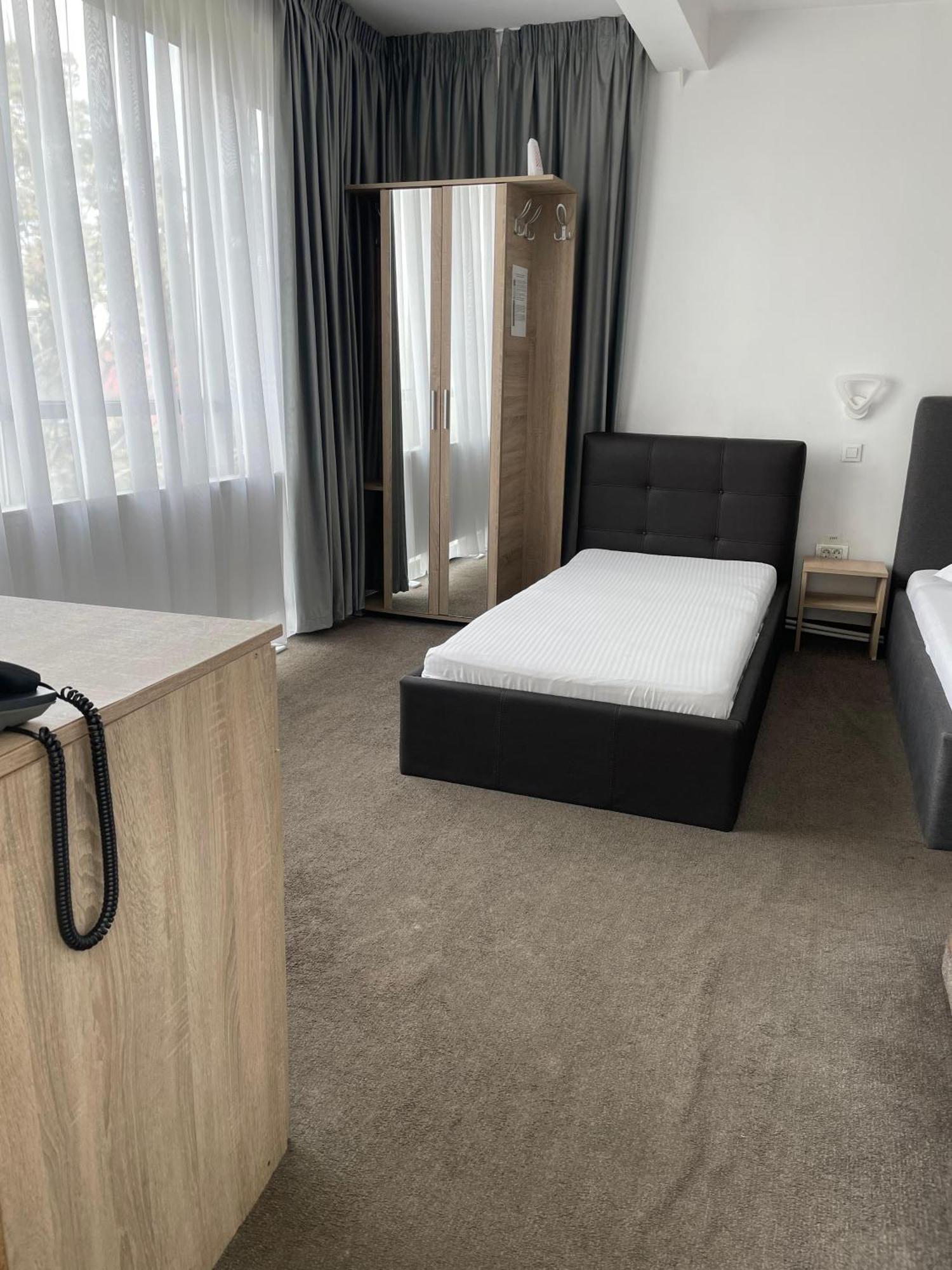 Hotel Vitan273 Bucureşti Eksteriør bilde